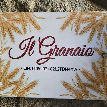 Il Granaio Nel Corso * Radicofani